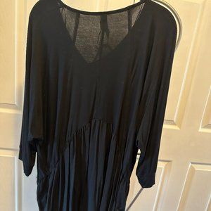 Melissa McCarthy Black Top